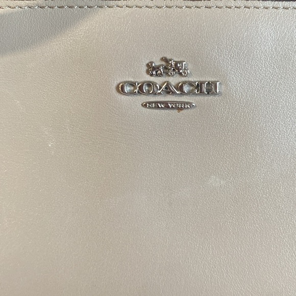 Coach Wallet - Picture 4 of 4